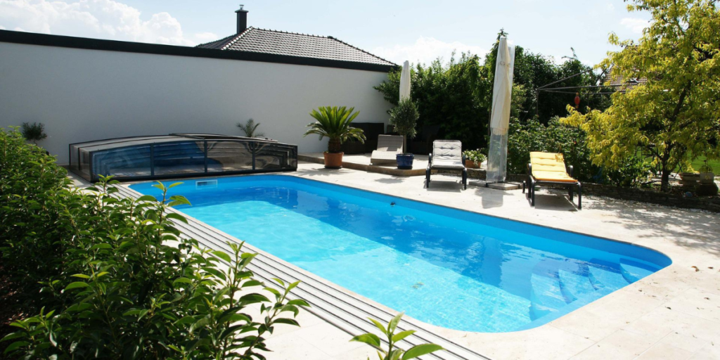 Escalier de piscine sur liner