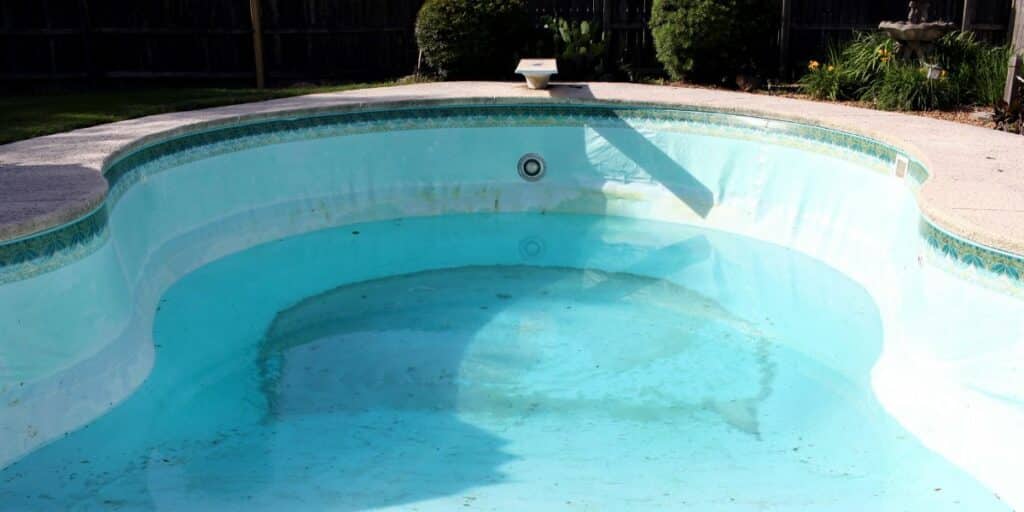 réparer un trou dans un liner