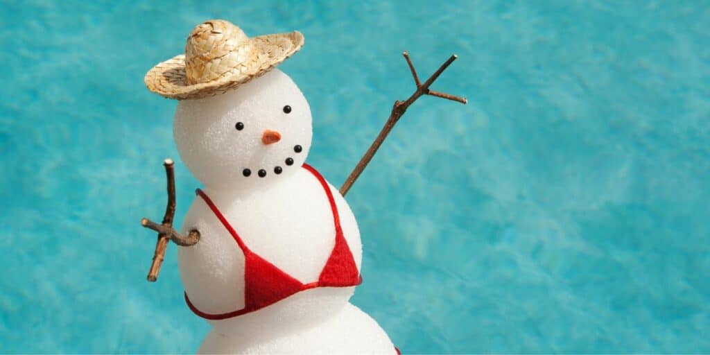 protéger sa piscine de la neige